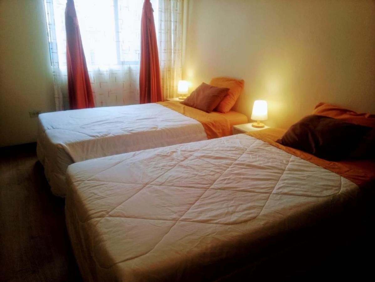 Casa De Huespedes Tu Parada En Куенка Екстер'єр фото