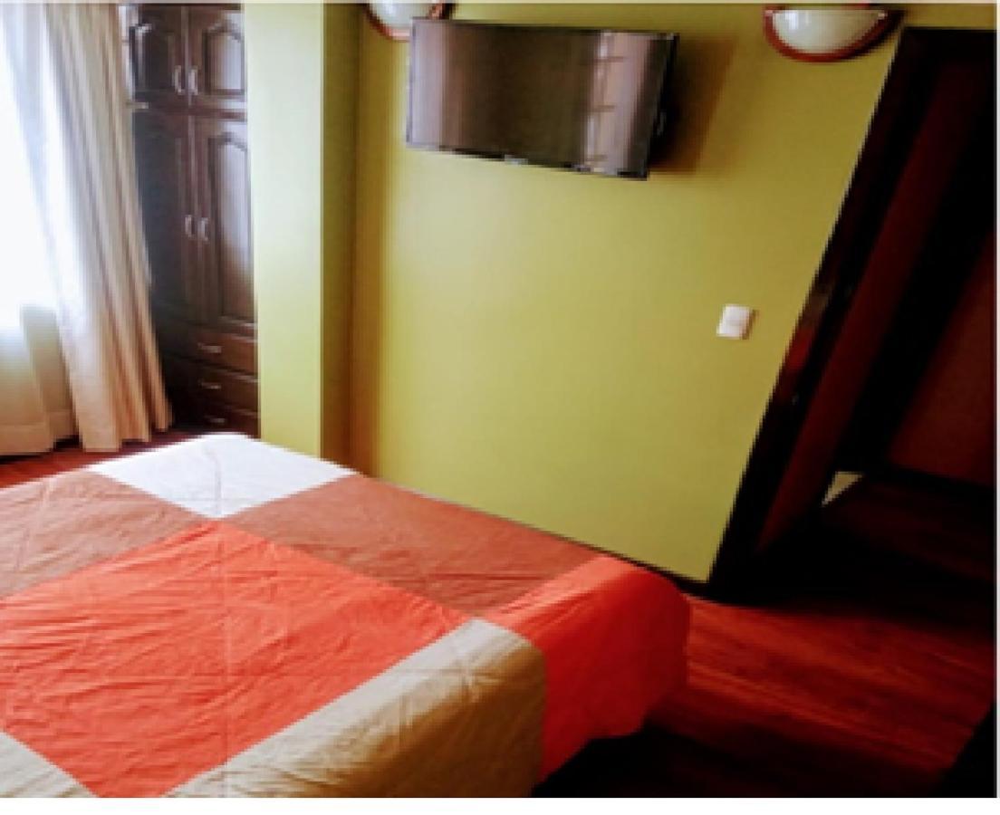 Casa De Huespedes Tu Parada En Куенка Екстер'єр фото
